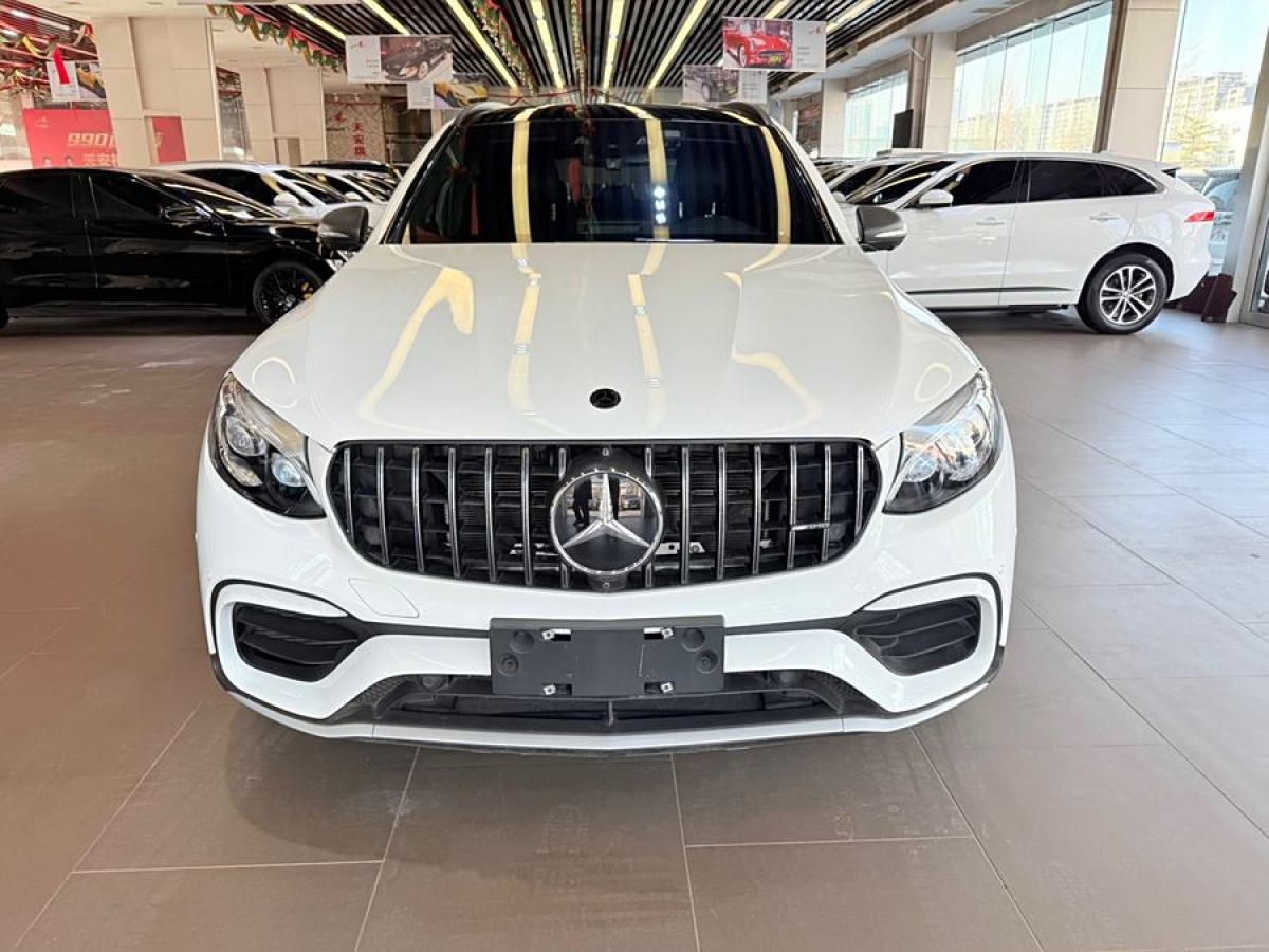 奔馳 奔馳GLC轎跑 AMG  2018款 AMG GLC 63 4MATIC+ 轎跑SUV圖片