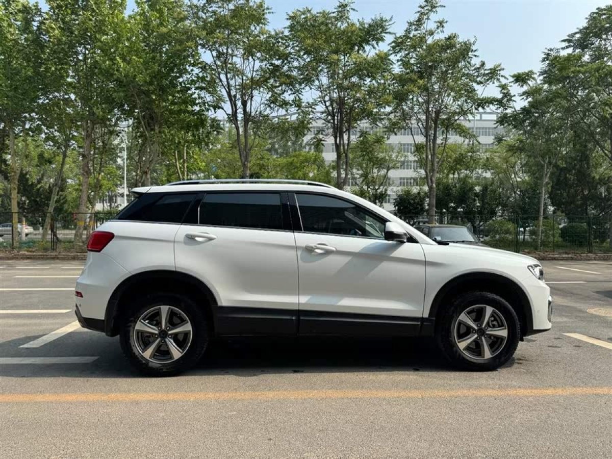 哈弗 H6 Coupe  2018款 藍(lán)標(biāo) 1.5T 自動(dòng)兩驅(qū)超豪型圖片
