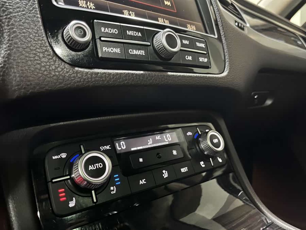 大眾 途銳  2016款 3.0TSI 高配型圖片