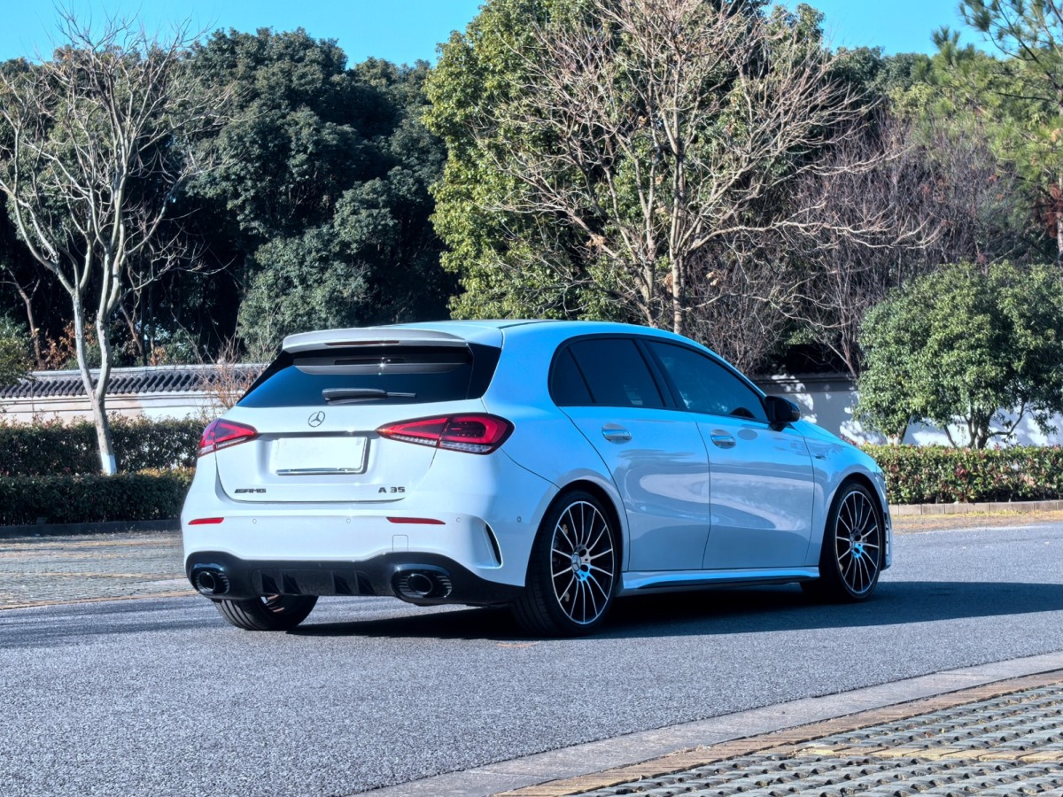 奔馳A級(jí)AMG(進(jìn)口) 2022款 AMG A 35 4MATIC圖片