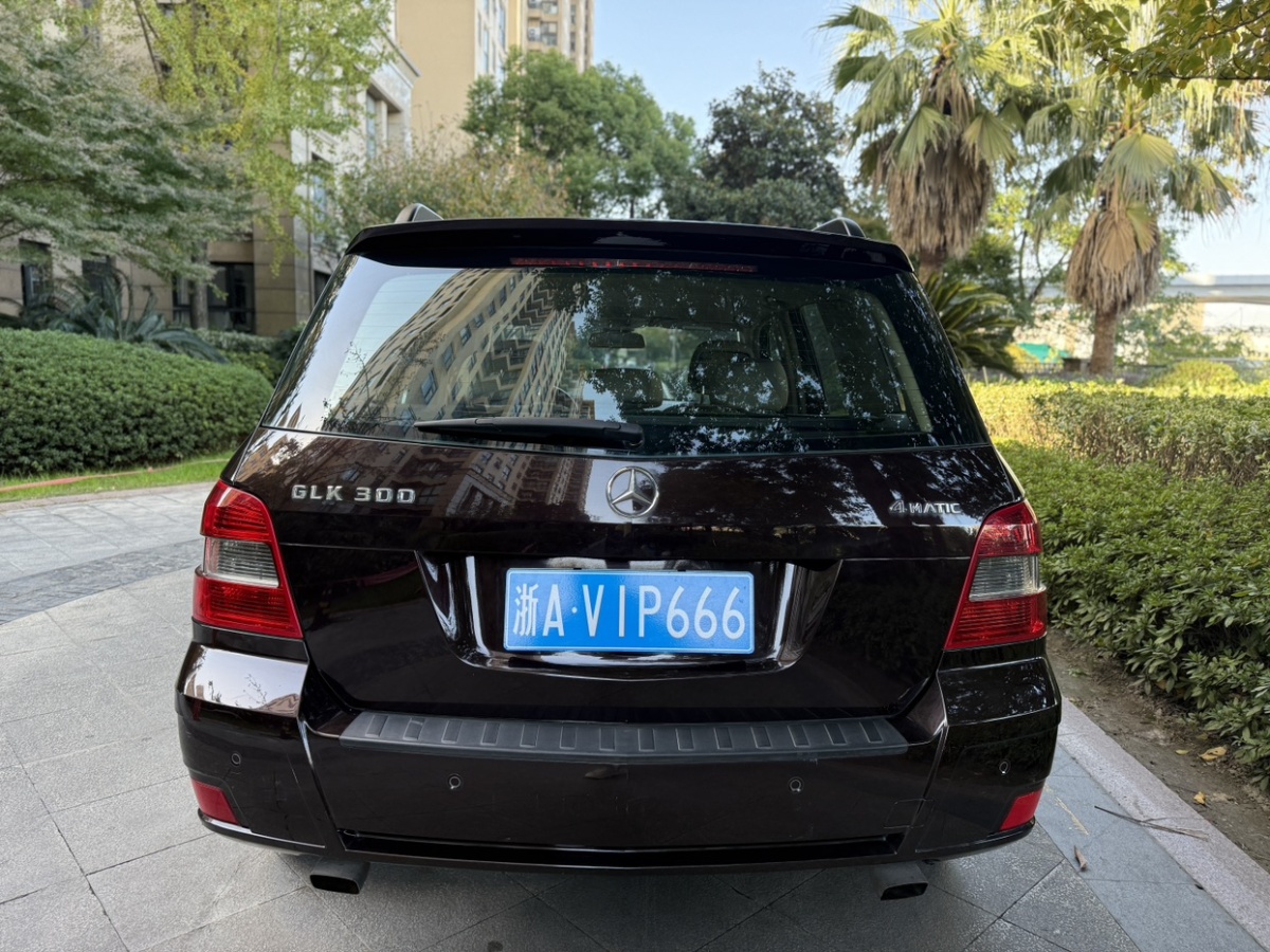 奔馳 奔馳GLK級  2010款 GLK 300 4MATIC 時(shí)尚型圖片