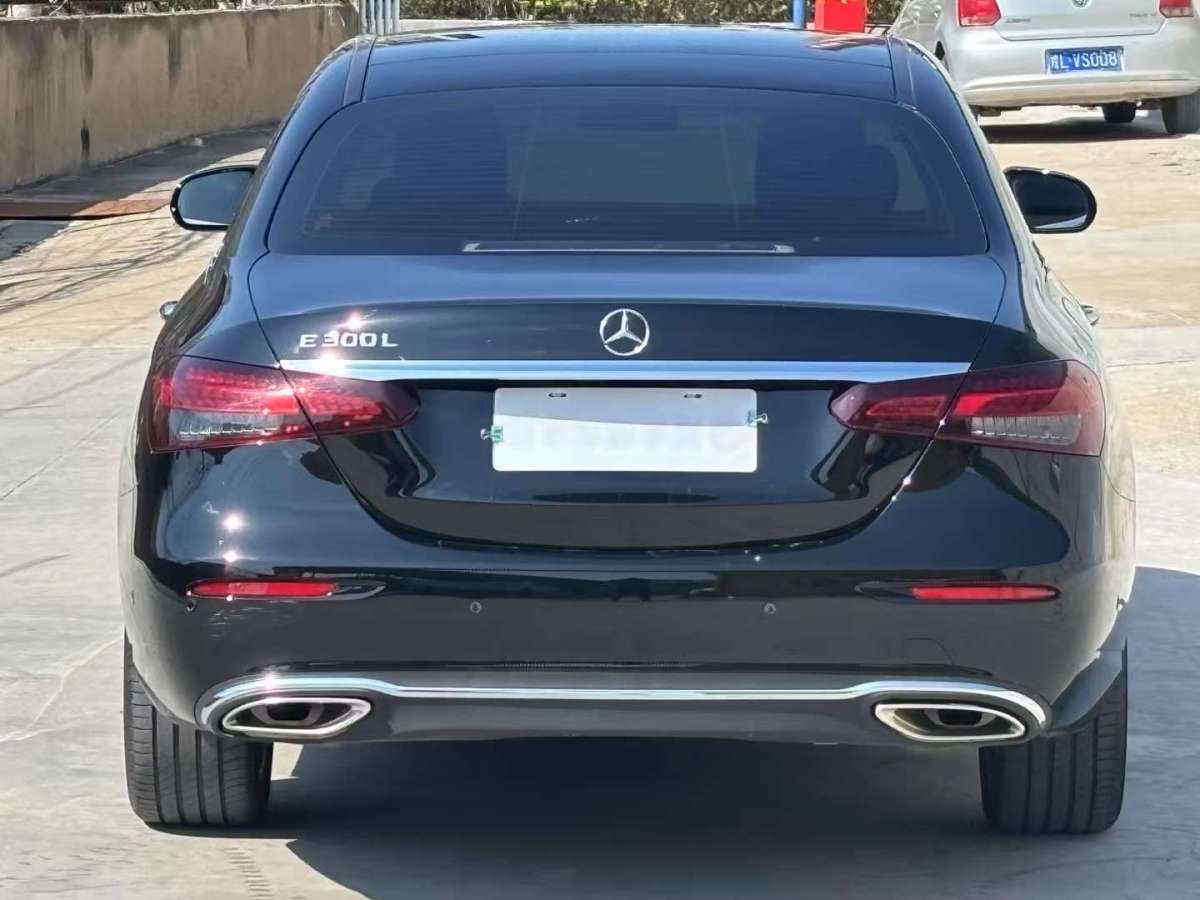 奔馳 奔馳E級  2023款 E 300 L 時尚型圖片