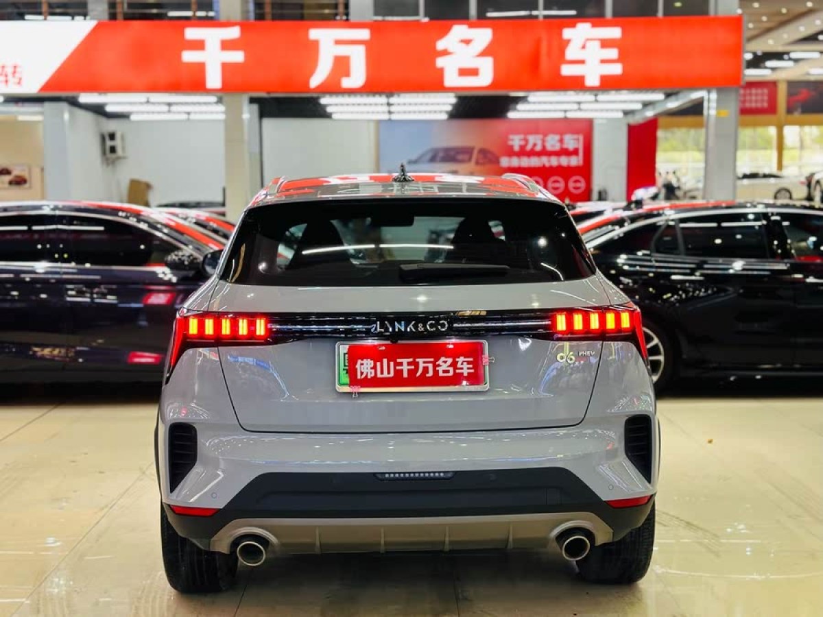 領(lǐng)克 領(lǐng)克06新能源  2022款 PHEV 84KM續(xù)航版 Pro圖片