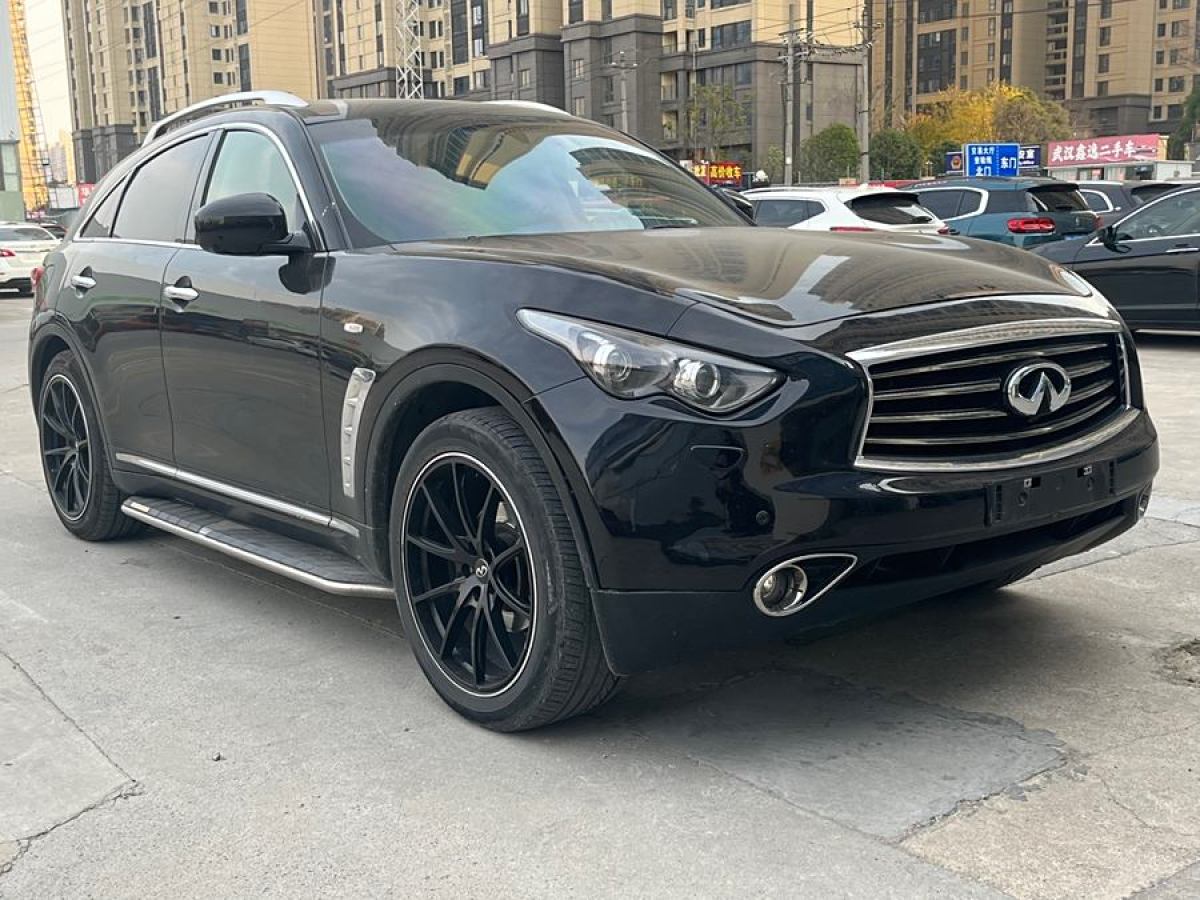 英菲尼迪 QX70  2013款 3.7L 超越版圖片