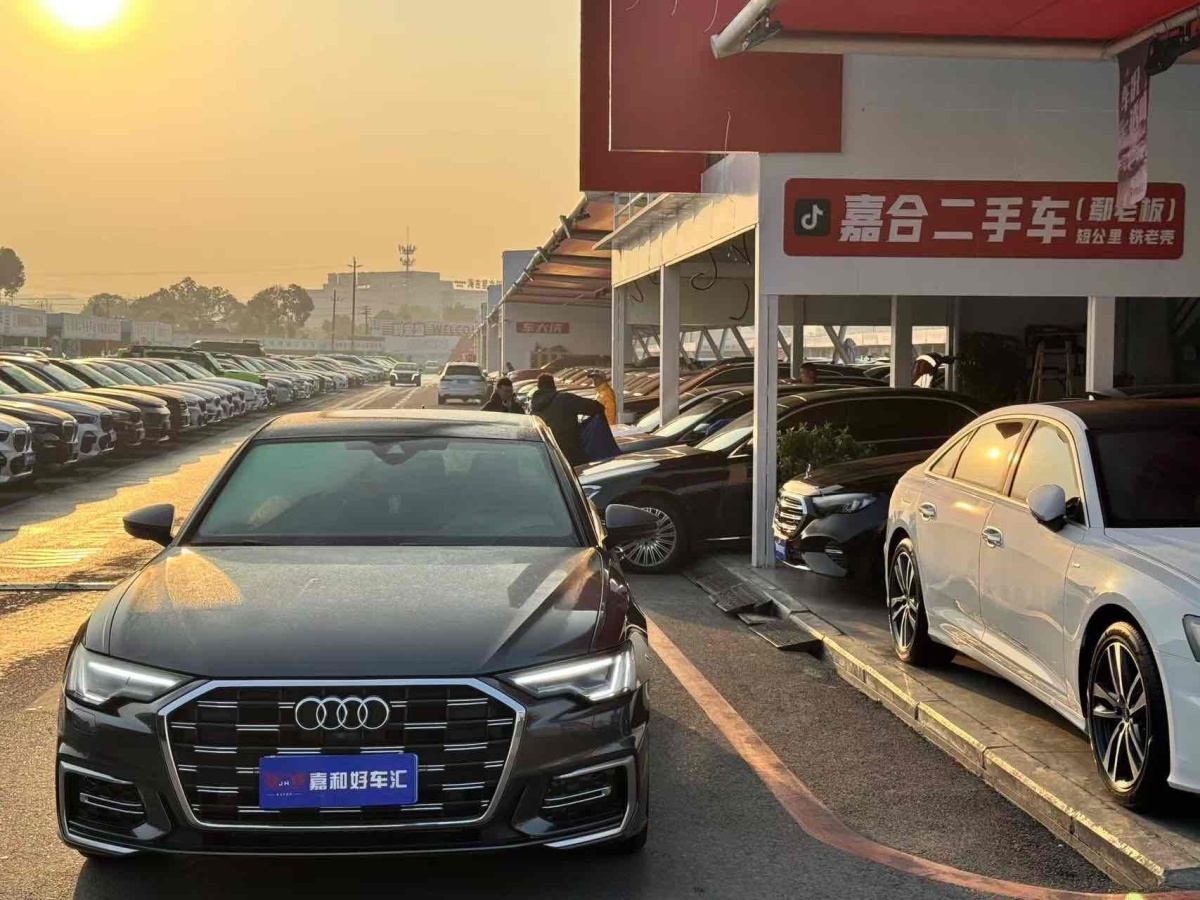 奧迪 奧迪A6L  2024款 45 TFSI 臻選動(dòng)感型圖片