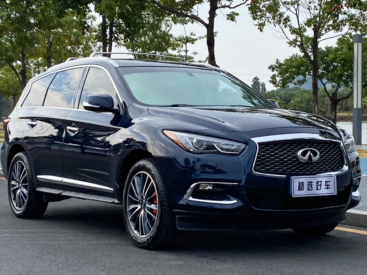 英菲尼迪 QX60  2018款 2.5T Hybrid 兩驅(qū)冠軍家庭版圖片