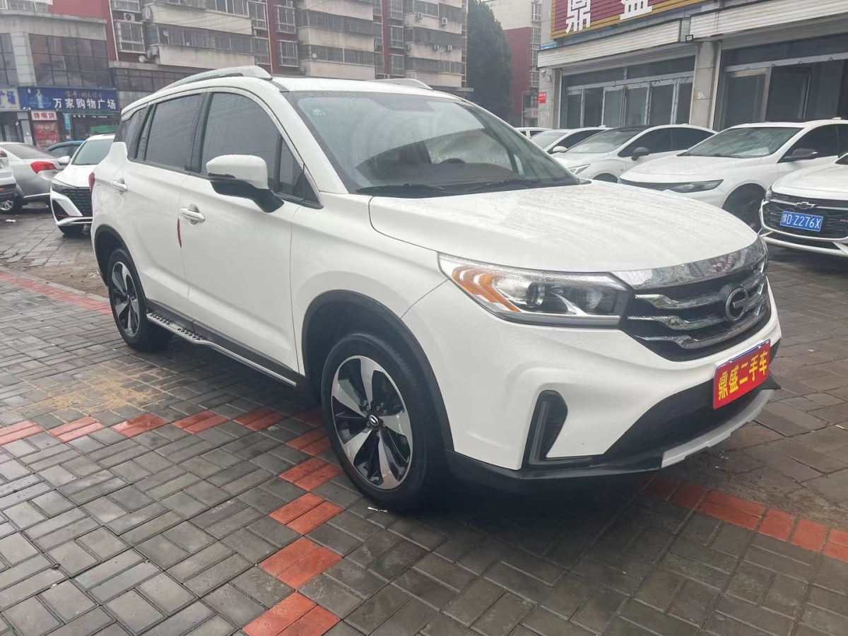 廣汽傳祺 GS4  2019款  270T 手動(dòng)兩驅(qū)豪華版圖片