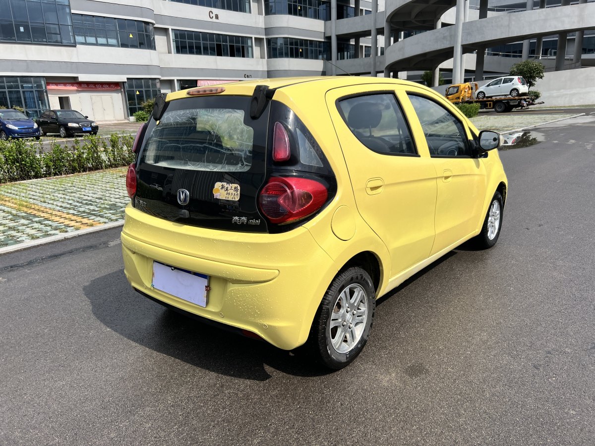 長(zhǎng)安 奔奔MINI  2012款 1.0L 手動(dòng)時(shí)尚版 國(guó)IV圖片