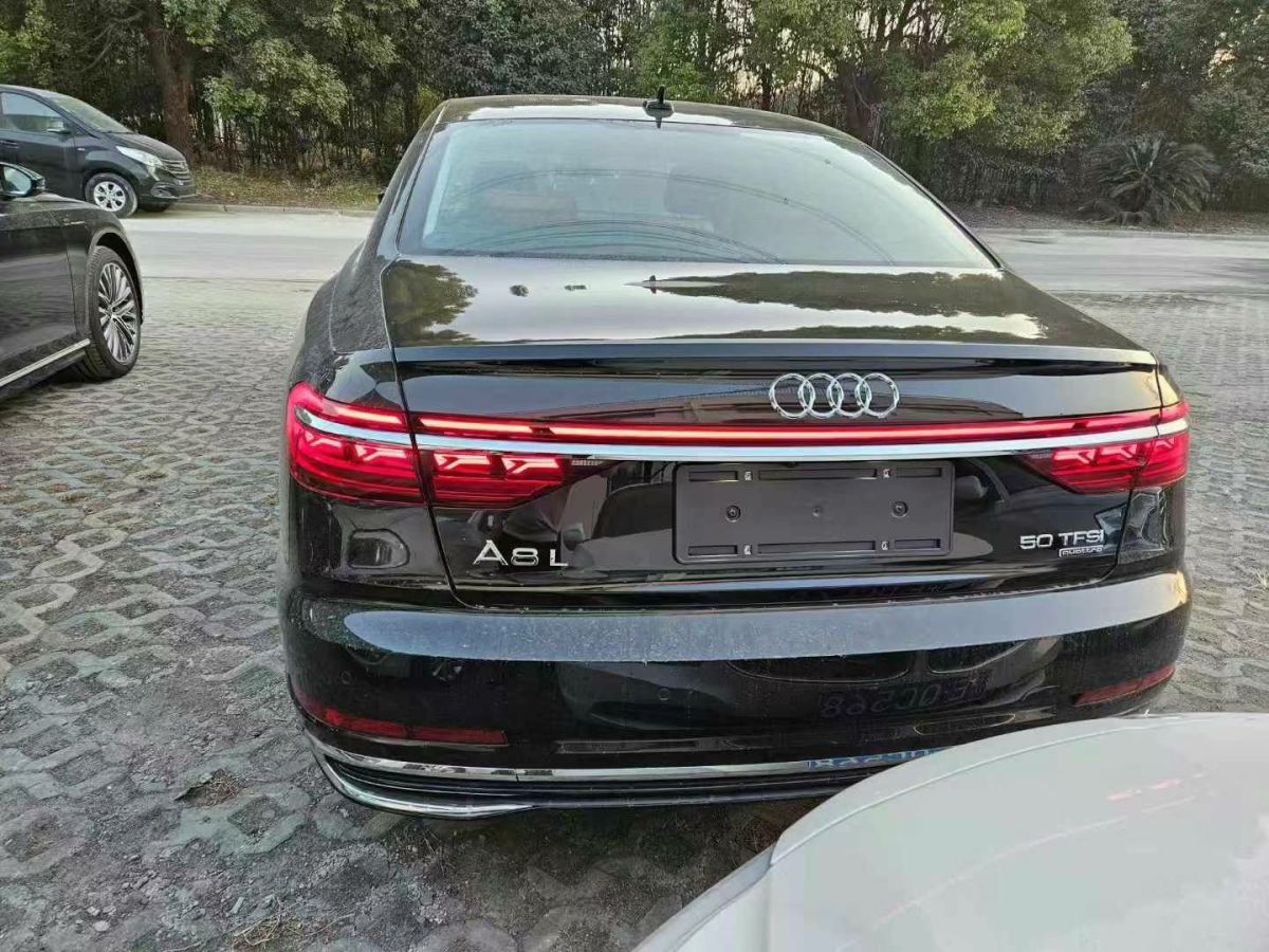 奧迪 奧迪A8  2024款 A8L 60 TFSI quattro圖片