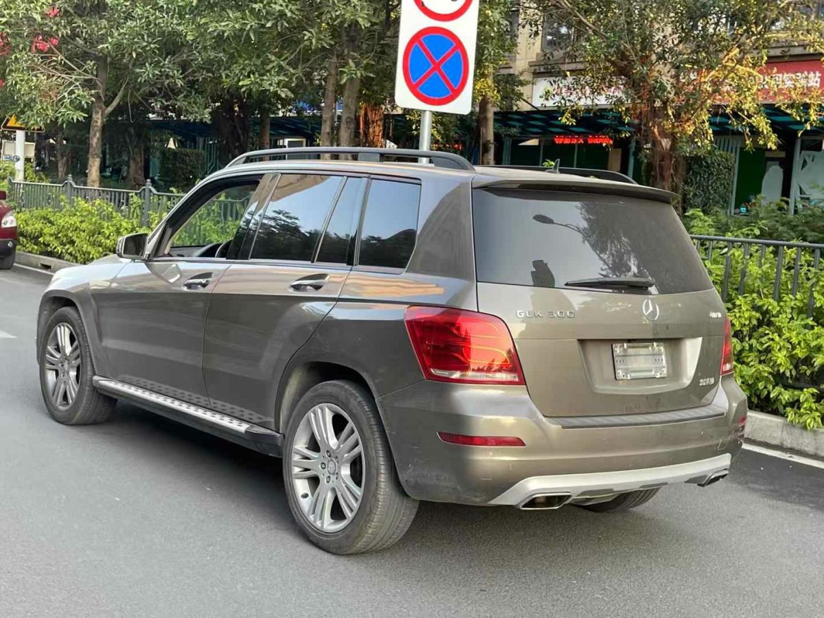 奔馳 奔馳GLK級(jí)  2013款 GLK 300 4MATIC 動(dòng)感型圖片