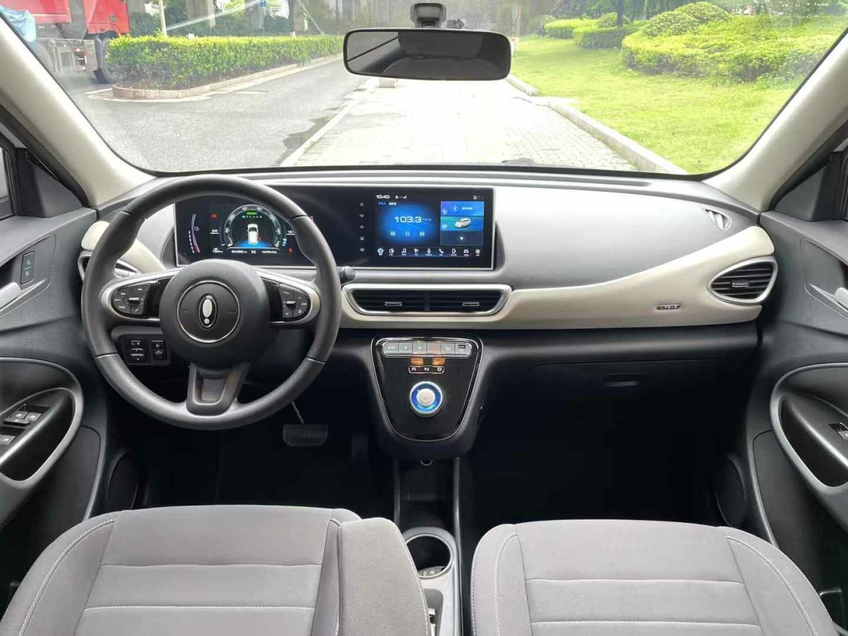 歐拉 歐拉白貓  2022款 升級(jí)版 305km 舒享型 三元鋰圖片