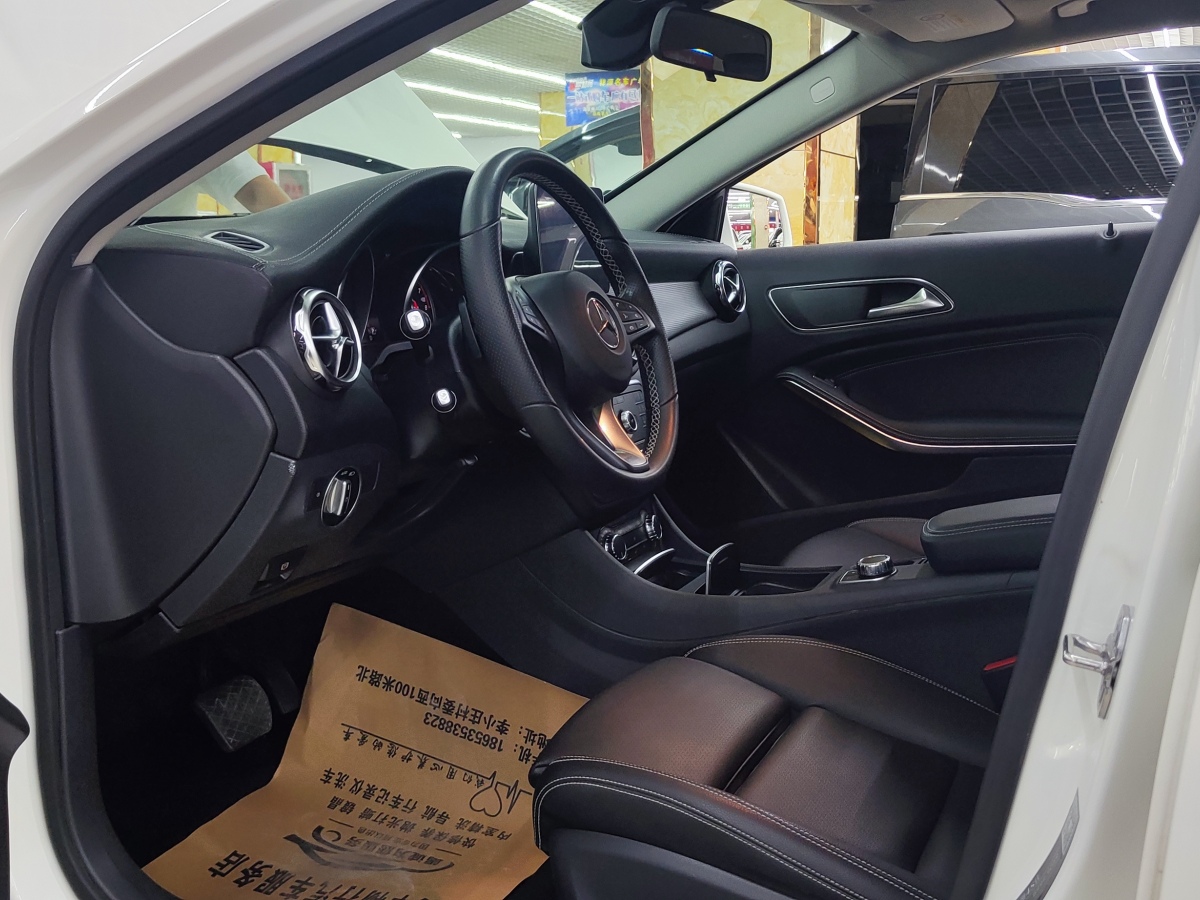 2019年6月奔驰 奔驰GLA  2018款 GLA 200 动感型