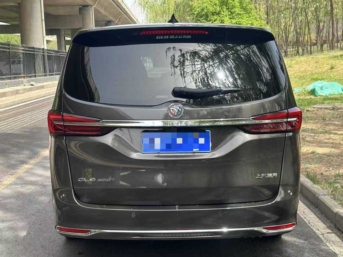 別克 GL8  2020款 陸上公務(wù)艙 652T 尊貴型圖片