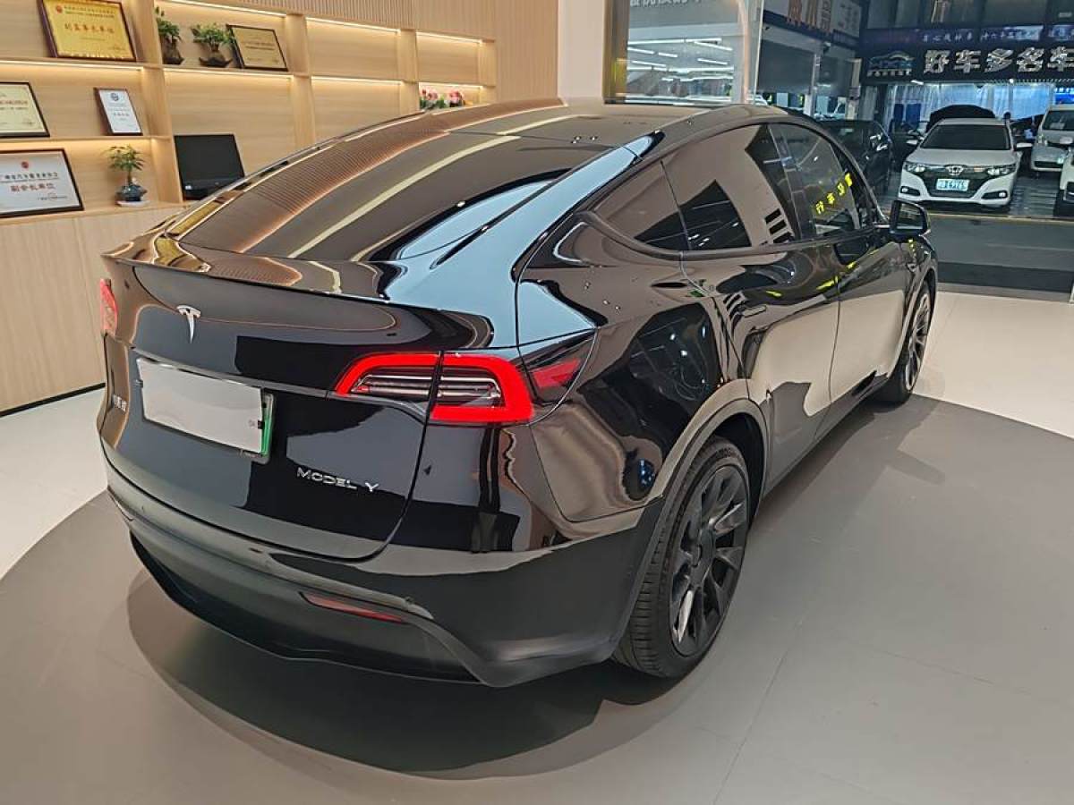 特斯拉 Model Y  2021款 改款 標準續(xù)航后驅(qū)升級版圖片