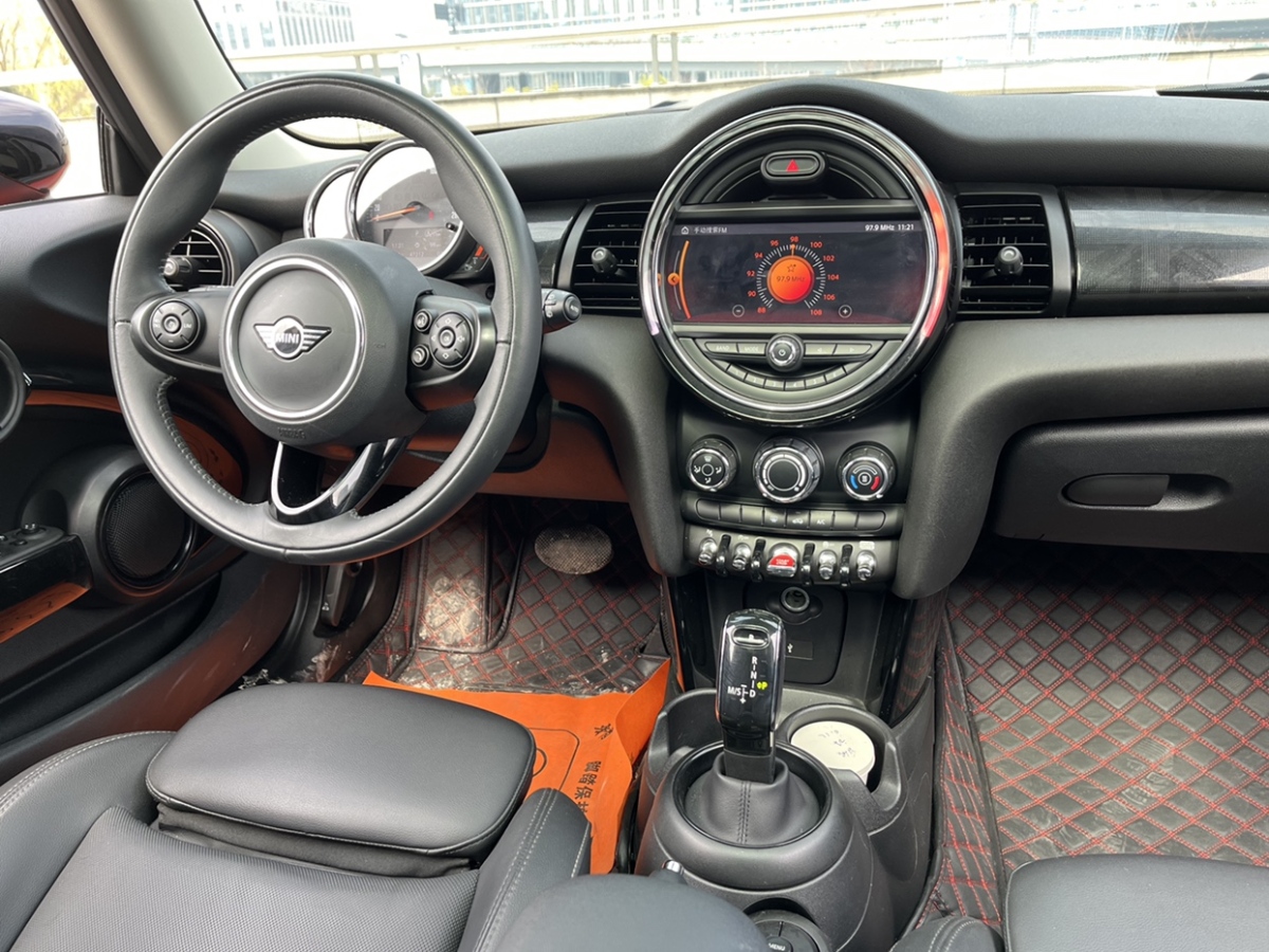 MINI MINI  2020款 1.5T COOPER CABRIO 經(jīng)典派圖片