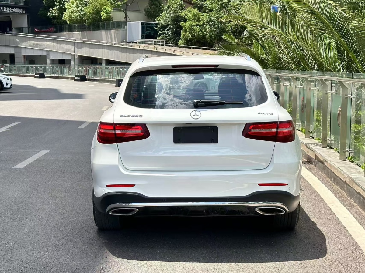 奔馳 奔馳GLC  2018款 改款 GLC 260 4MATIC 動感型圖片