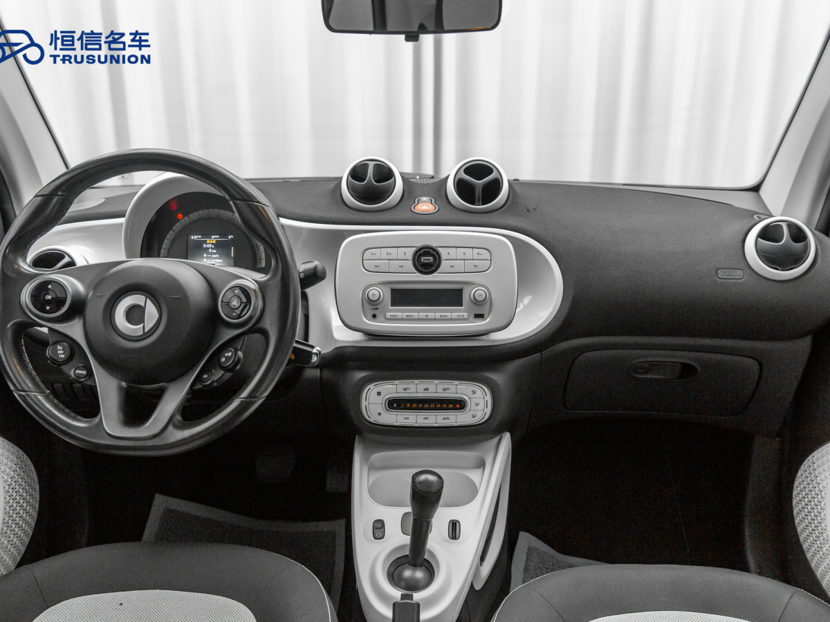 smart fortwo  2015款 1.0L 52千瓦硬頂激情版圖片