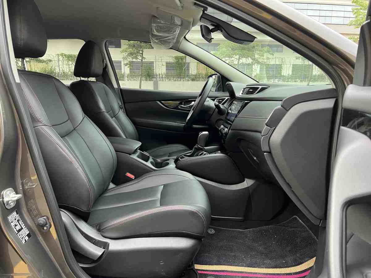 2023年10月日產(chǎn) 逍客  2023款 經(jīng)典 2.0L CVT XV舒適版