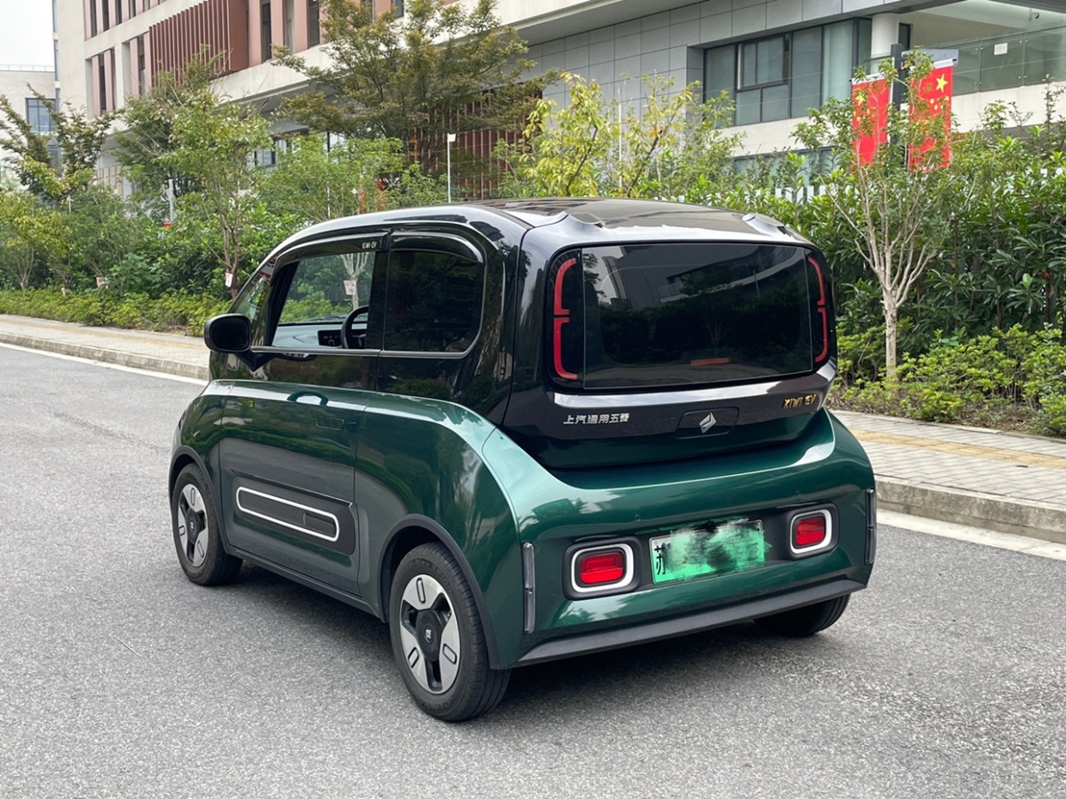 寶駿 寶駿KiWi EV  2022款 設(shè)計師輕享版 三元鋰圖片