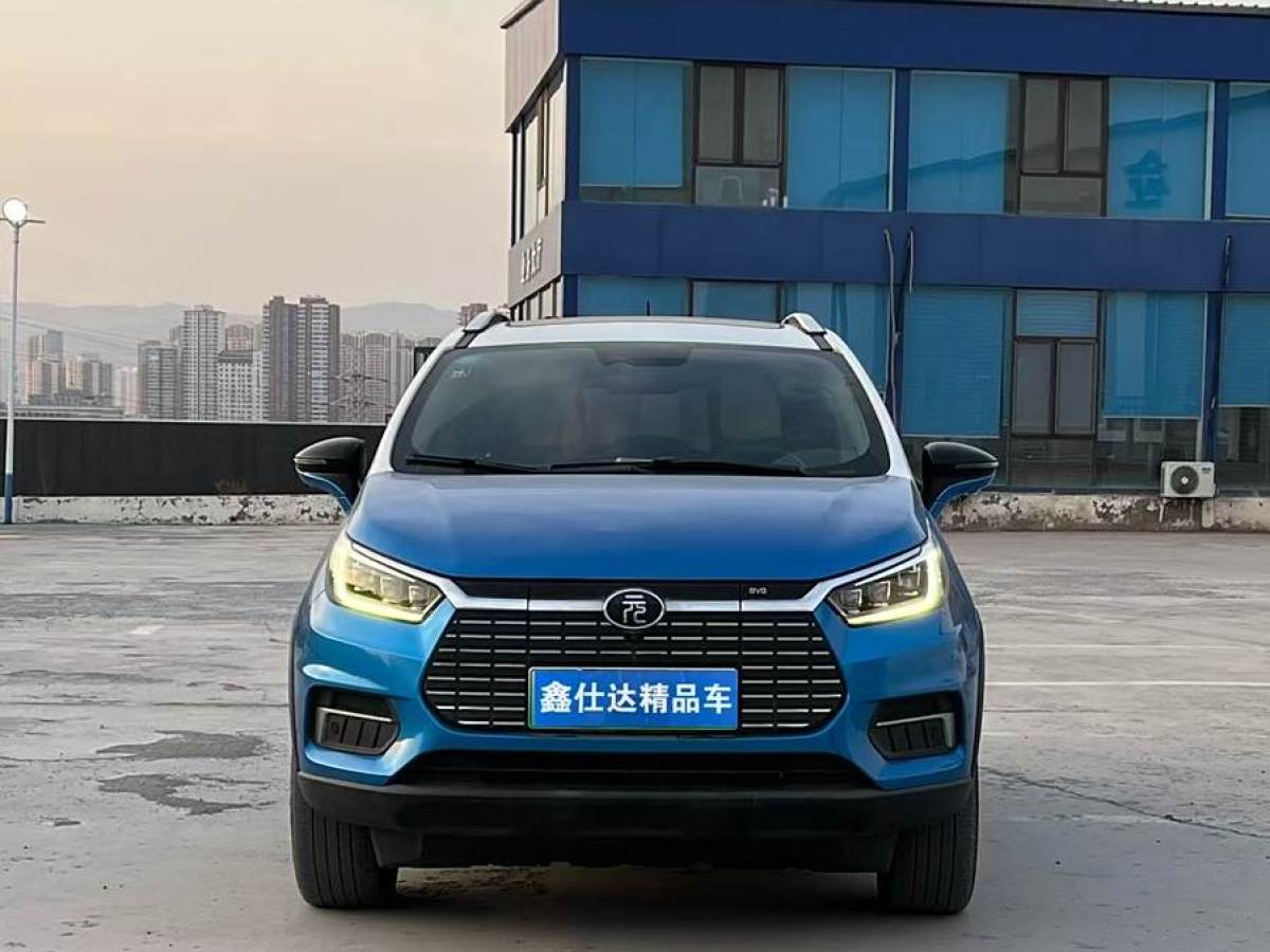 比亞迪 元新能源  2019款 EV535 高能領(lǐng)航版圖片