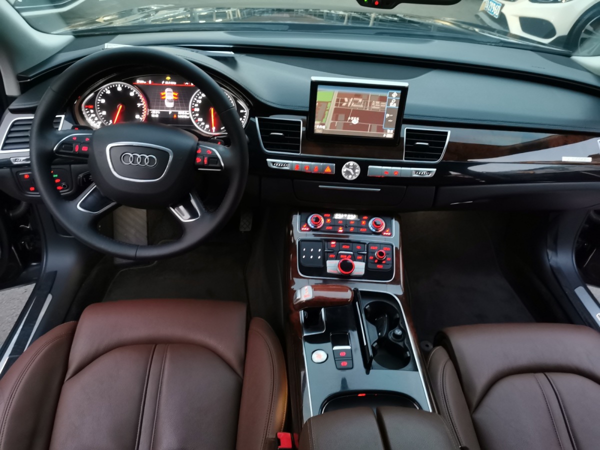 奥迪 奥迪A8  2013款 A8L 45 TFSI quattro舒适型图片