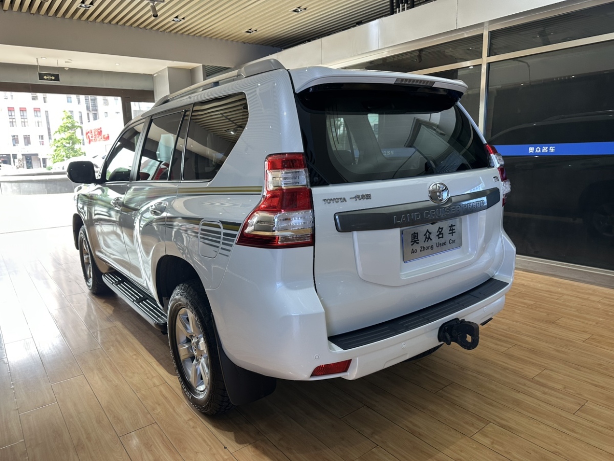 2025年10月豐田 普拉多  2015款 2.7L 自動(dòng)標(biāo)準(zhǔn)版
