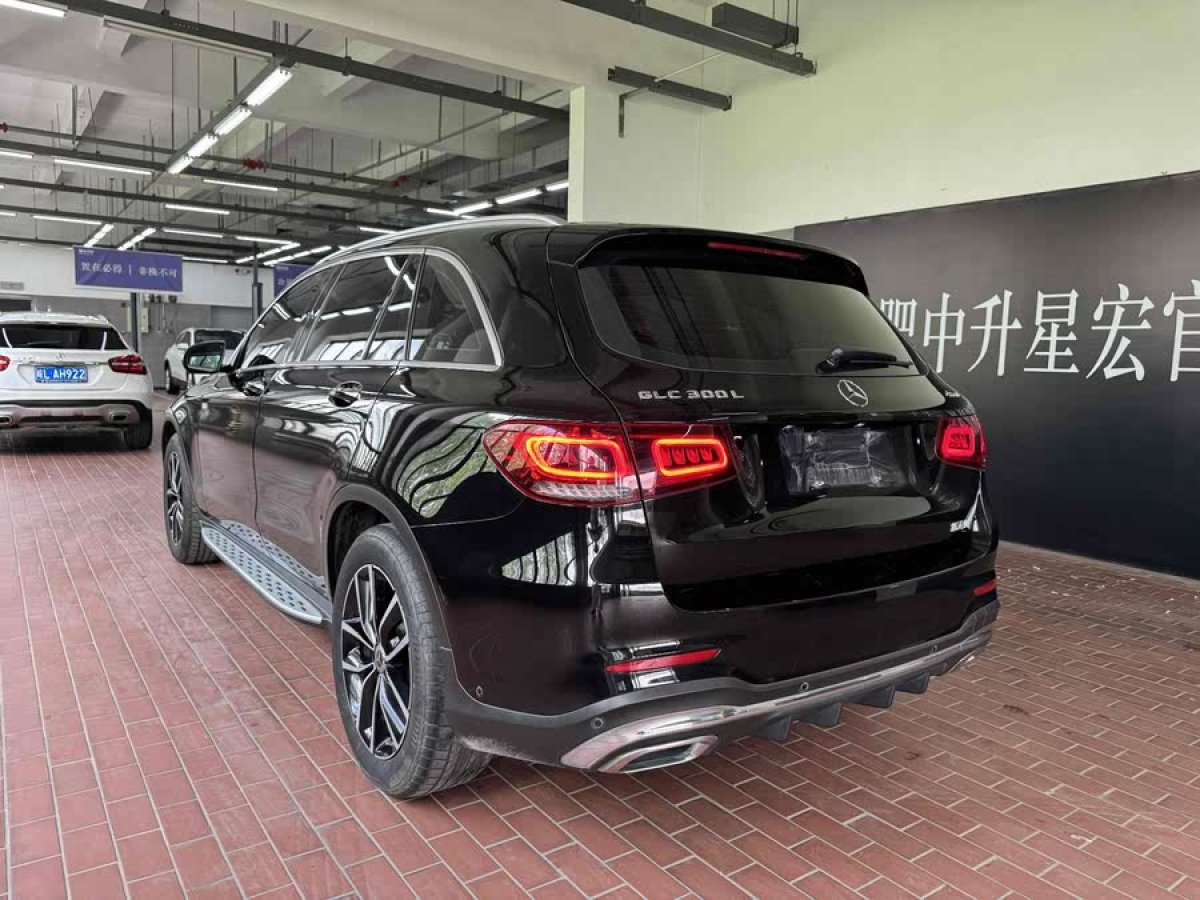 奔馳 奔馳GLC  2018款 改款 GLC 300 4MATIC 動感型圖片