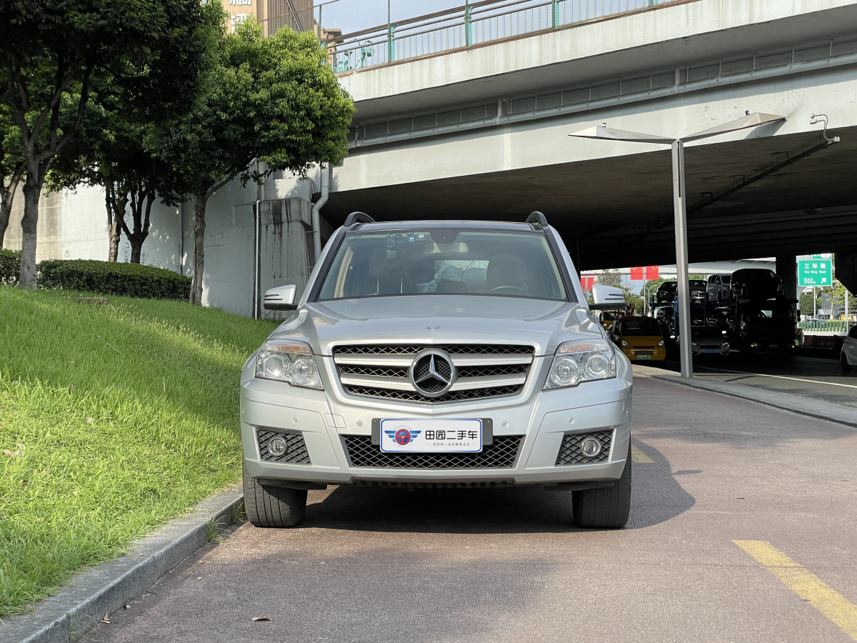 奔馳 奔馳GLK級(jí)  2011款 GLK 300 4MATIC 時(shí)尚型圖片