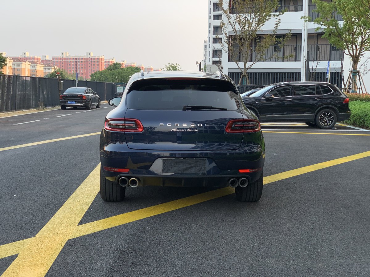 2018年12月保時捷 Macan  2014款 Macan Turbo 3.6T