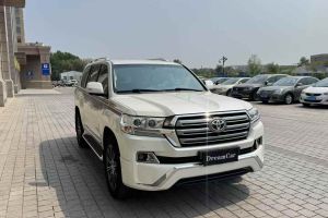 蘭德酷路澤 豐田 5.7L VX-R 12氣 底升(中東版)
