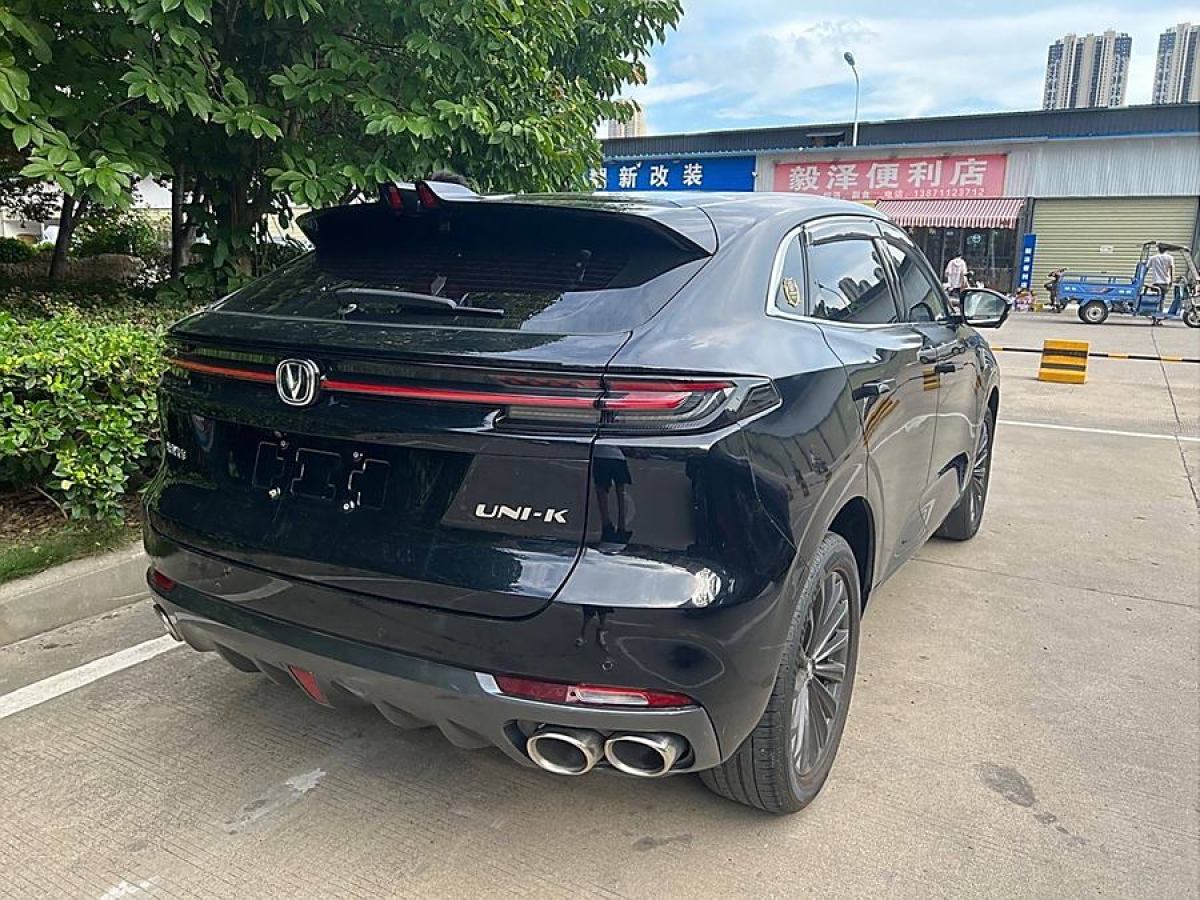 長(zhǎng)安 長(zhǎng)安UNI-K  2021款 2.0T 尊貴型圖片