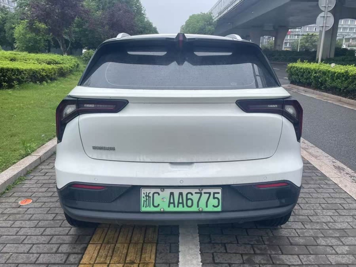 幾何 幾何E  2023款 320KM 開心虎 5座圖片