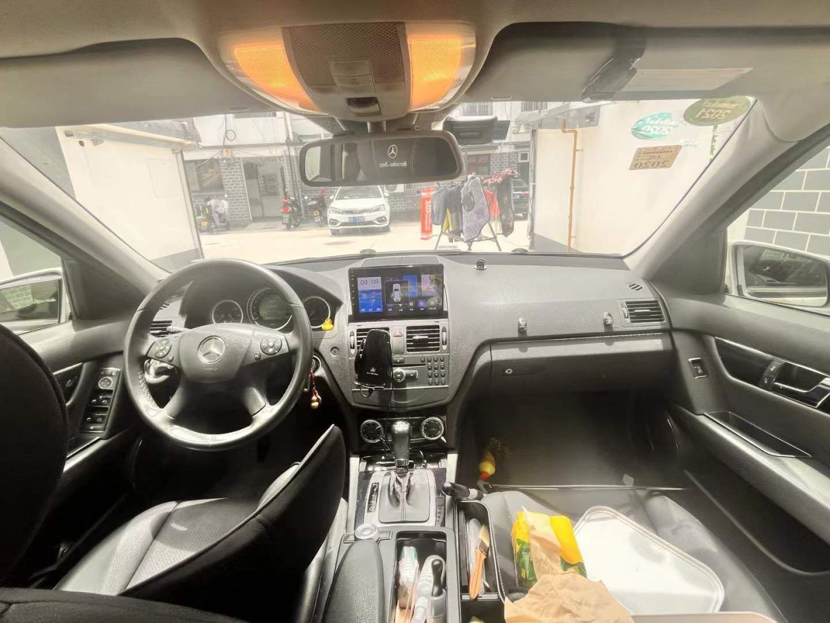 奔馳 奔馳C級(jí)AMG  2012款 AMG C 63 動(dòng)感型圖片