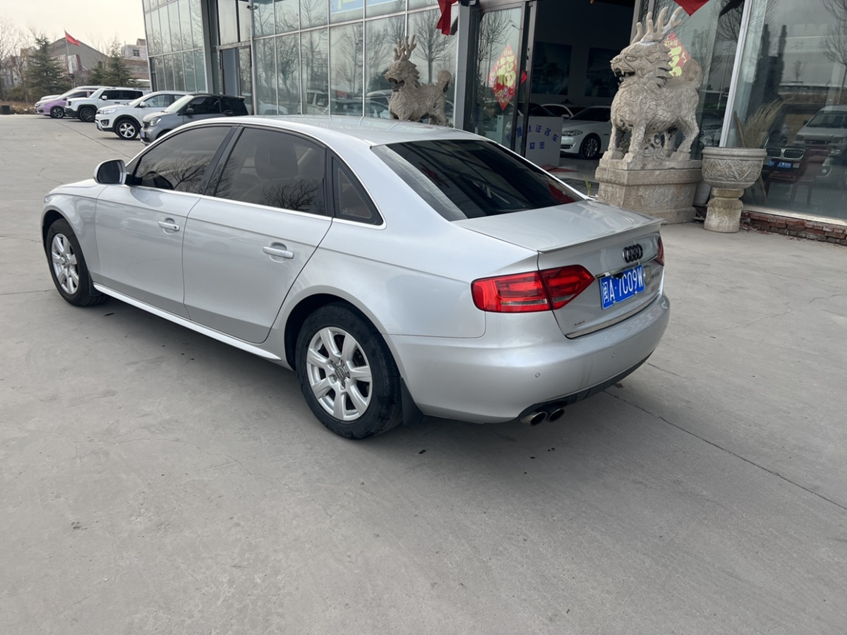 奥迪 奥迪A4L  2012款 1.8 TFSI 自动舒适型图片