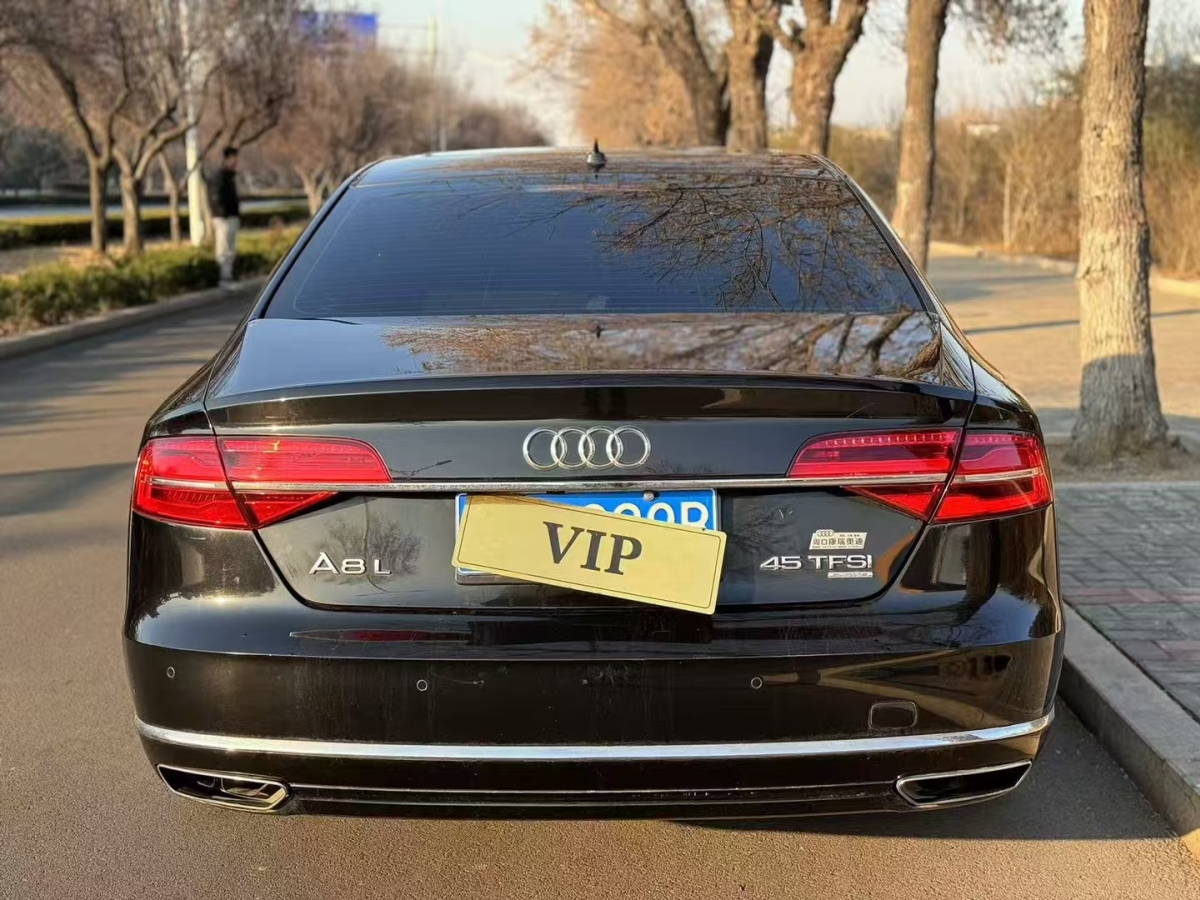 奧迪 奧迪A8  2014款 A8L 45 TFSI quattro豪華型圖片