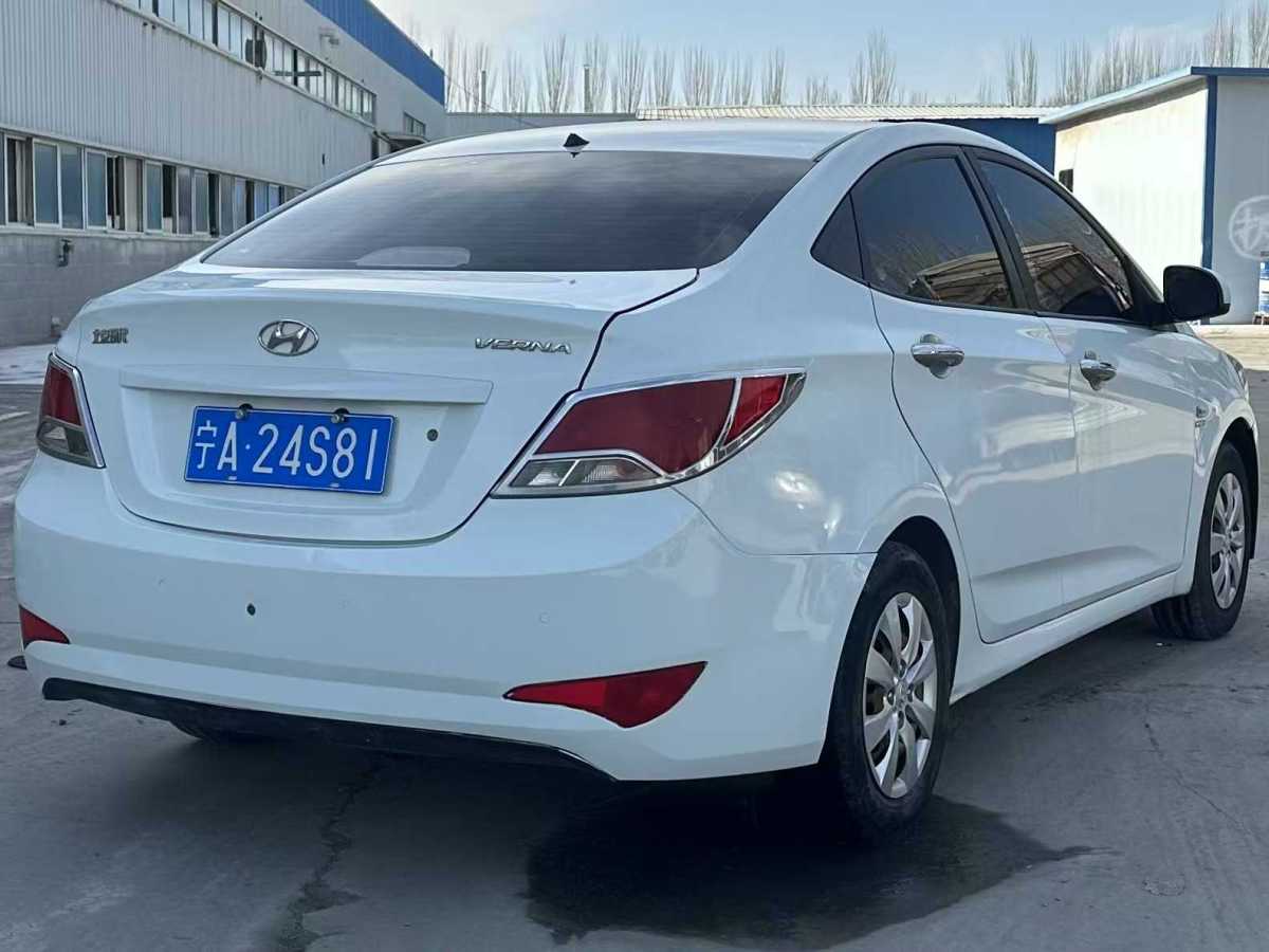 現(xiàn)代 瑞納  2014款 1.4L 手動智能型GLS圖片