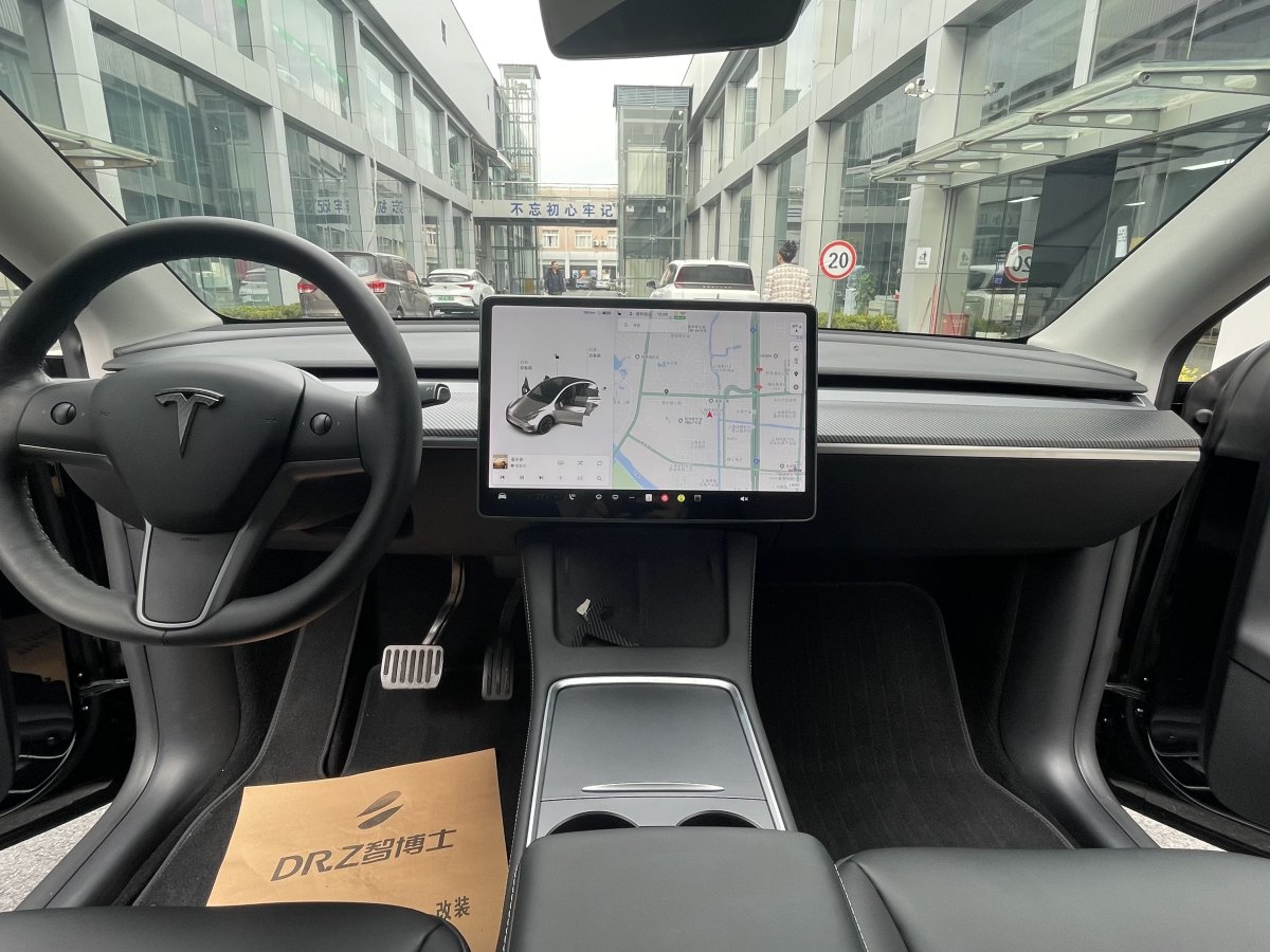 特斯拉 Model 3  2023款 長續(xù)航煥新版 雙電機(jī)全輪驅(qū)動圖片