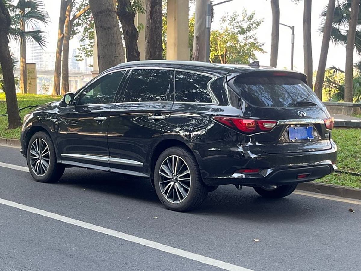 英菲尼迪 QX60  2018款 2.5T Hybrid 兩驅(qū)冠軍家庭版圖片