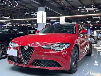 2017年4月 阿爾法·羅密歐 Giulia 2.0T 280HP 豪華版圖片