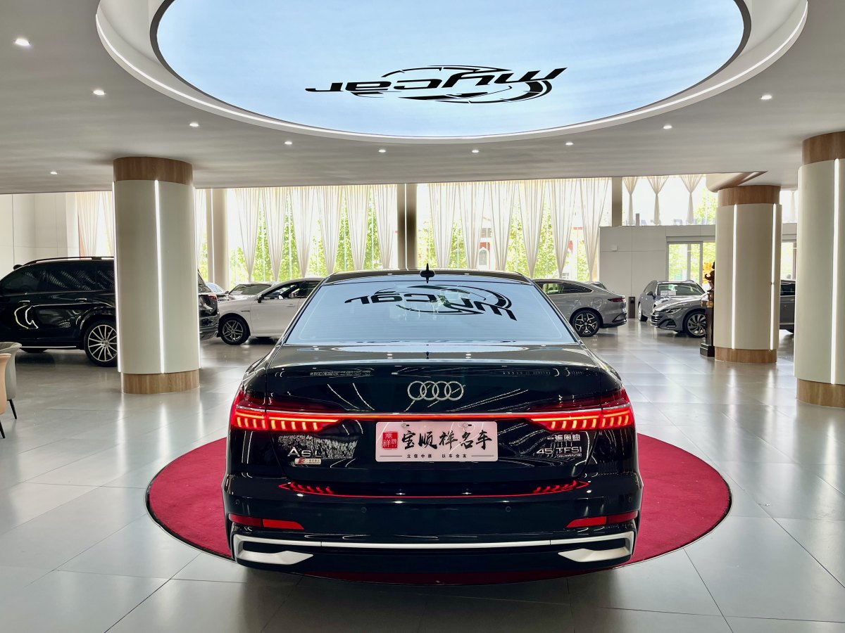 奧迪 奧迪A6L  2023款 改款 45 TFSI quattro 臻選動(dòng)感型圖片