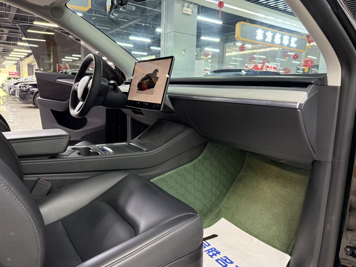 特斯拉 Model Y  2024款 后輪驅(qū)動(dòng)版圖片