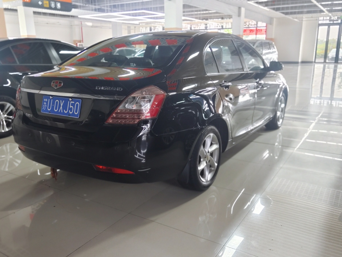 吉利 經(jīng)典帝豪  2012款 三廂 1.8L CVT舒適型圖片