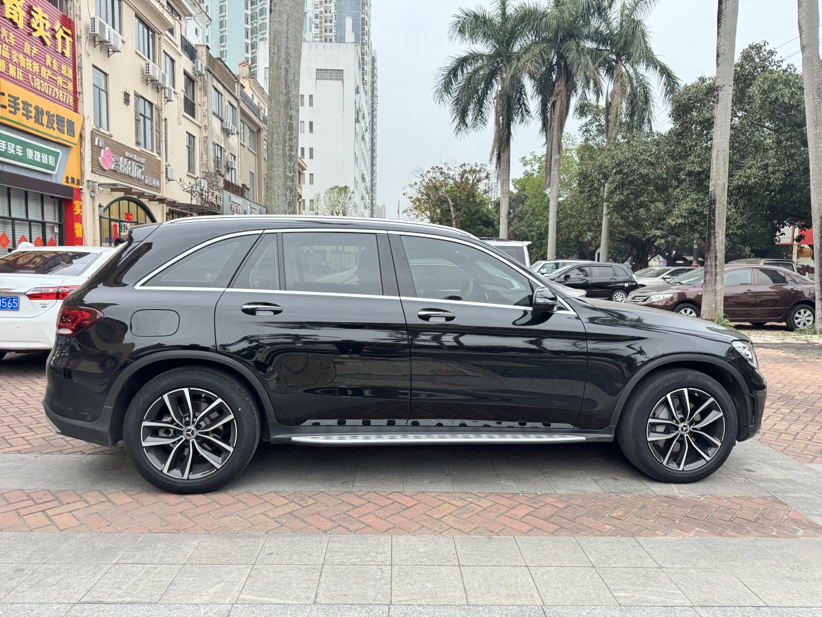 奔馳 奔馳GLC  2018款 改款 GLC 300 4MATIC 動感型圖片