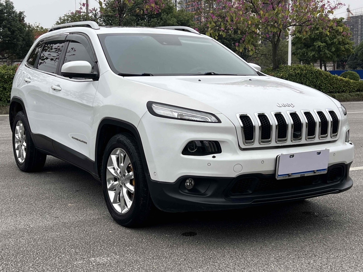 Jeep 自由光  2014款 2.4L 豪華版圖片