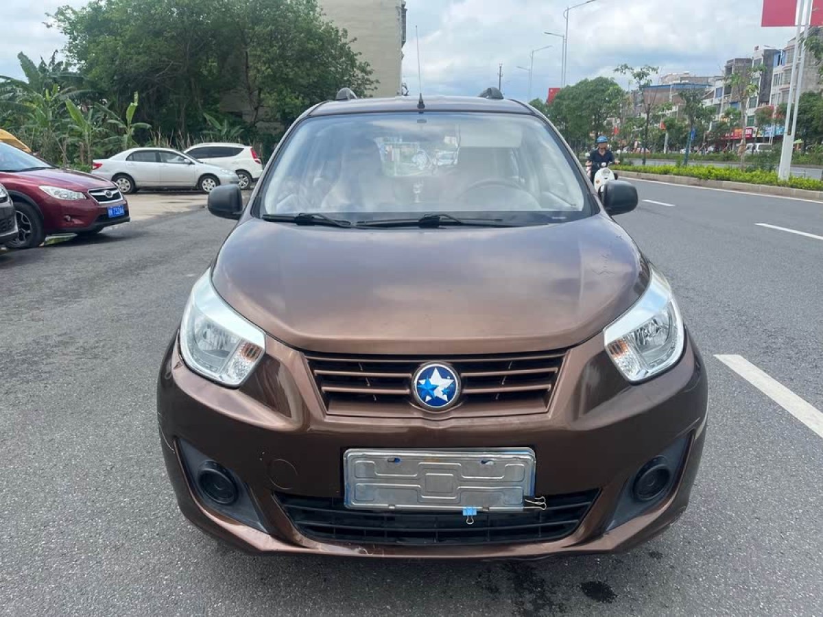 啟辰 R30  2014款 1.2L 手動優(yōu)享版圖片