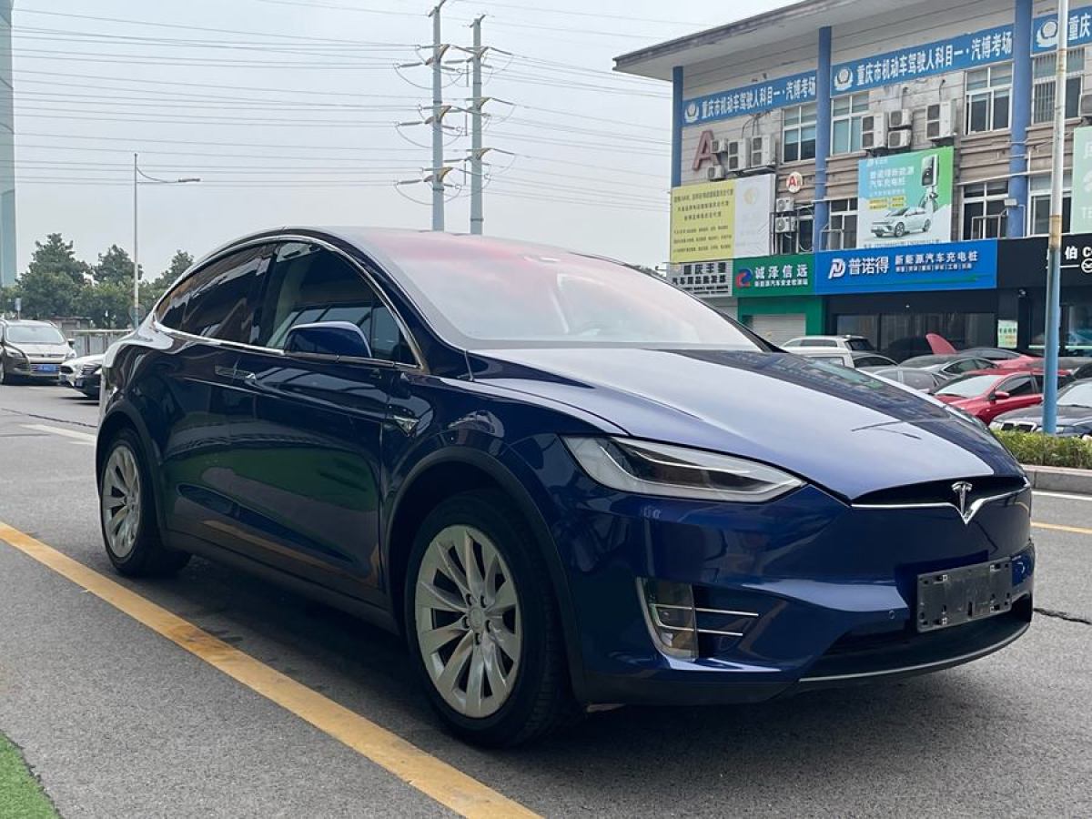 特斯拉 Model X  2016款 Model X 90D圖片