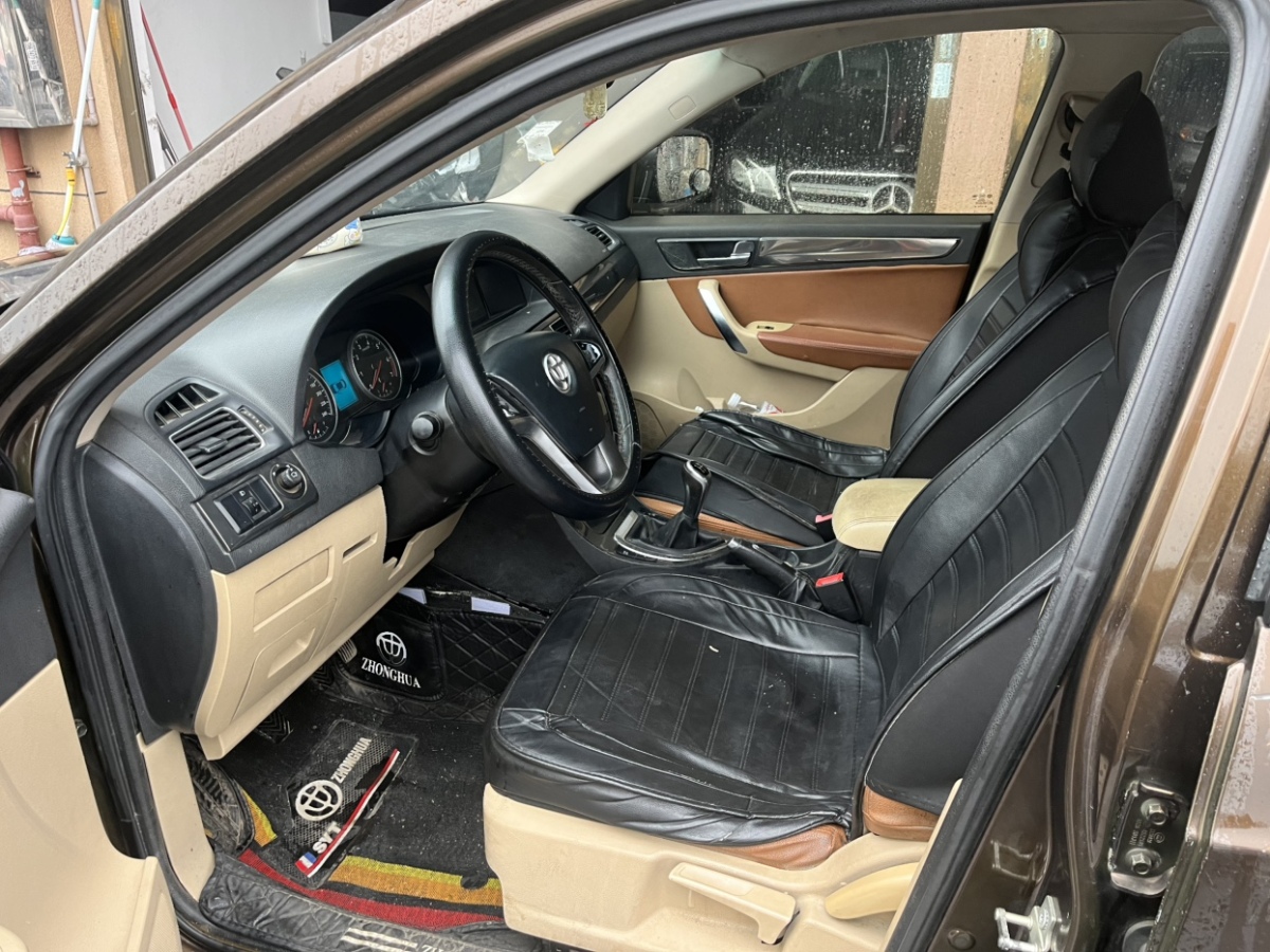 中華 V5  2012款 1.6L 手動(dòng)舒適型圖片