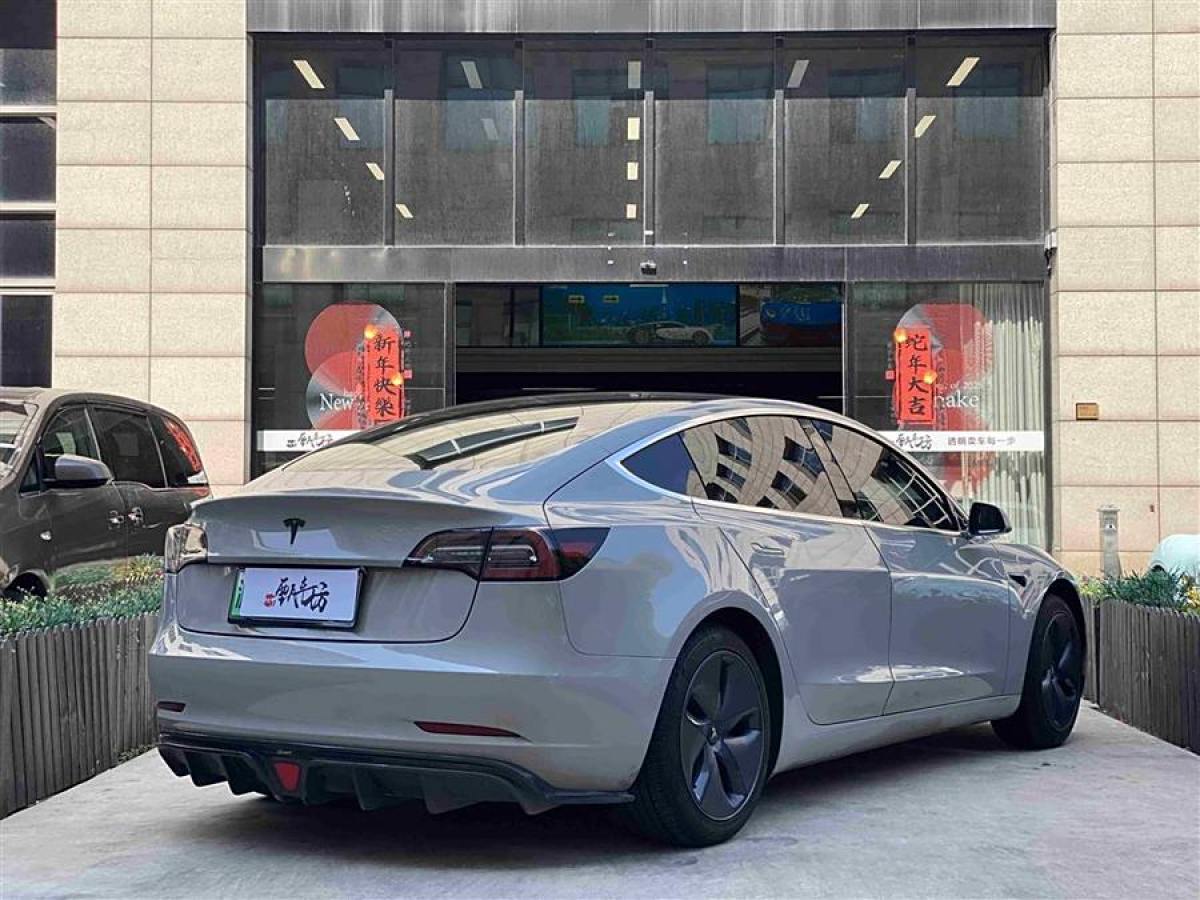 2020年12月特斯拉 Model 3  2020款 改款 標(biāo)準(zhǔn)續(xù)航后驅(qū)升級(jí)版