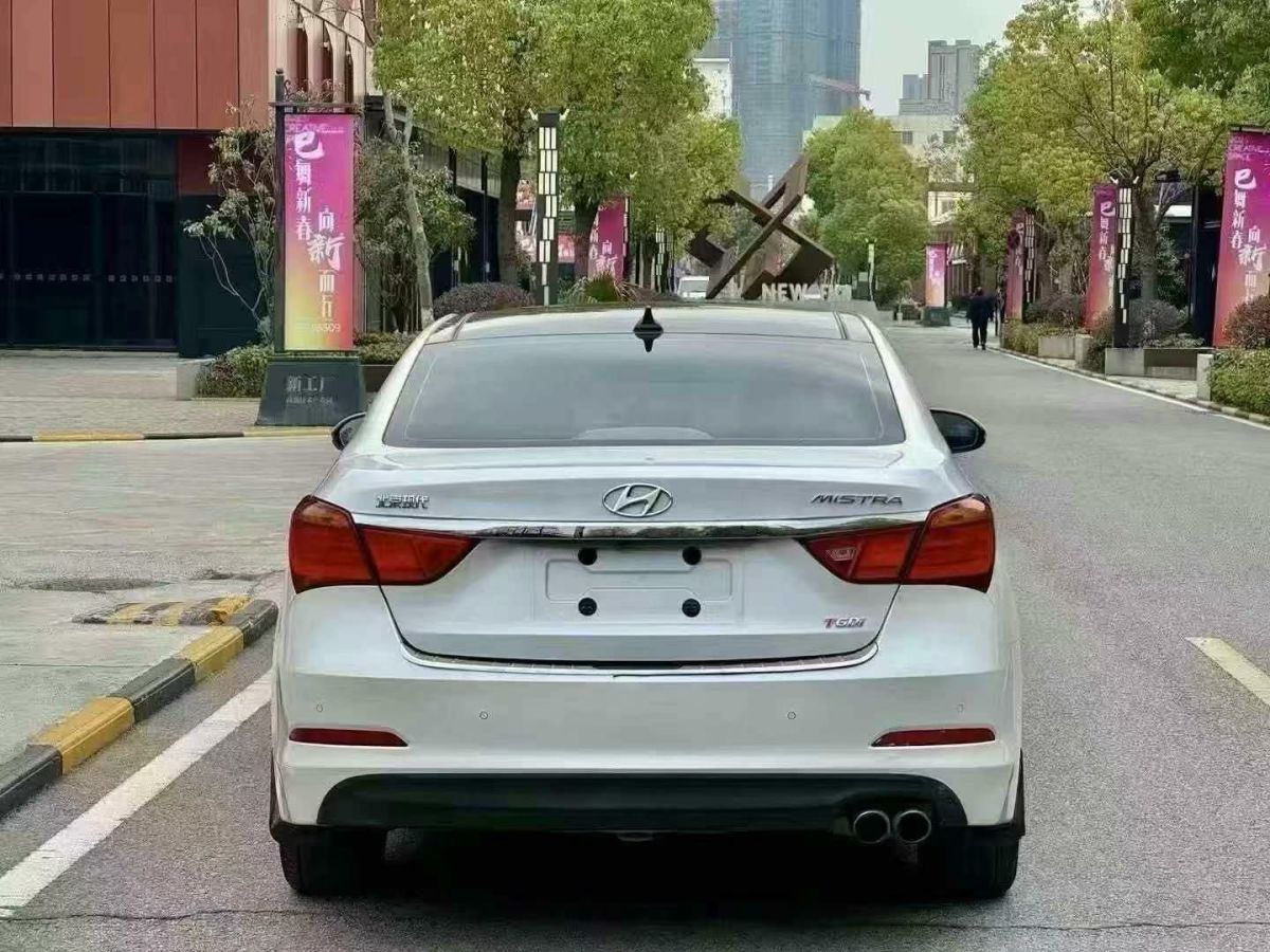 現(xiàn)代 名圖  2016款 2.0L 自動至尊型LUX圖片