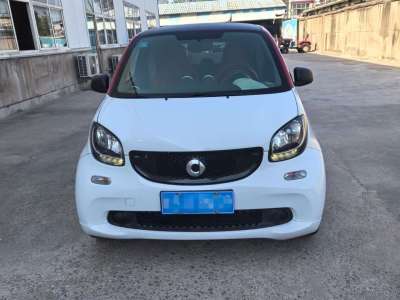 2016年6月 smart fortwo 1.0L 52千瓦硬頂激情版圖片